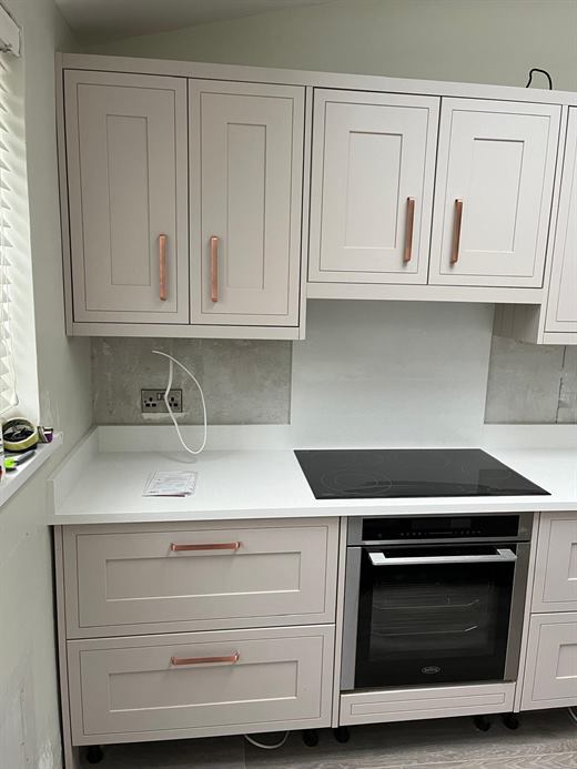 Shaker kitchen units with induction hob and built-in oven